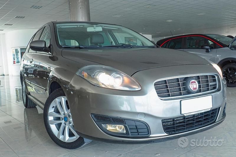 Usata Fiat Croma 150 CV (110 kW) 2008 Grigio Station wagon