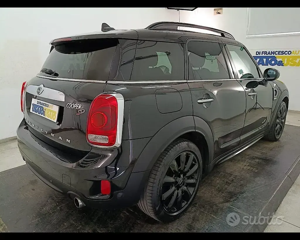 Usata Mini Cooper SD Countryman Business 190 CV (139 kW) 2017 Nero metallizzato SUV