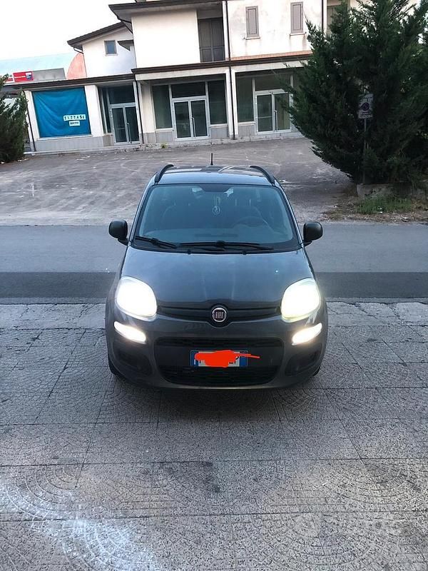 Usata Fiat Panda 95 CV (69 kW) 2017 Grigio Utilitaria