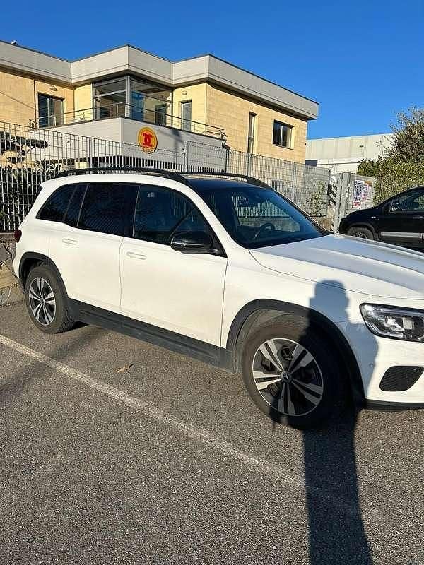 Usata Mercedes GLB200 Premium 150 CV (110 kW) 2020 Bianco SUV