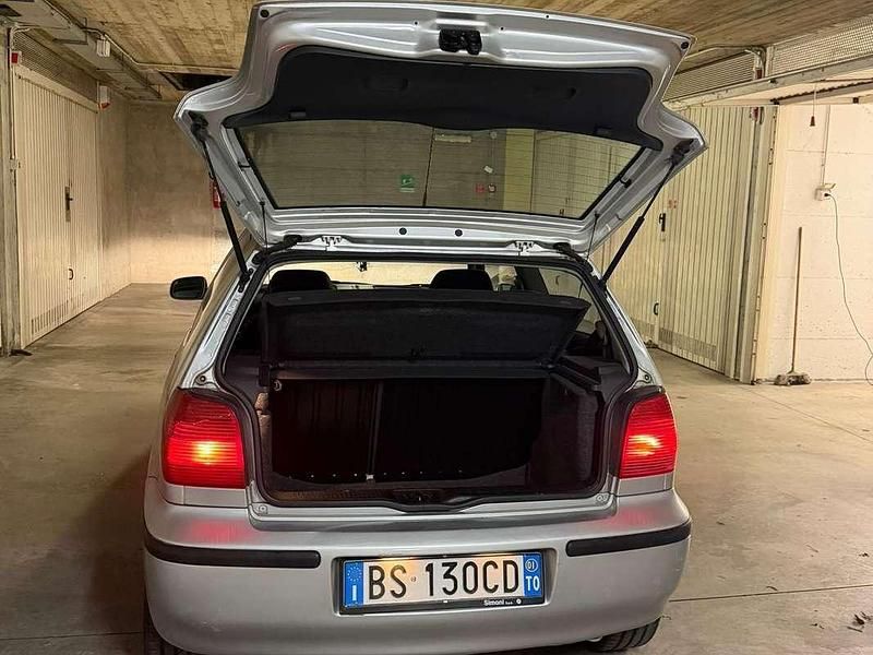 Usata VW Polo Highline 75 CV (55 kW) 2001 Berlina