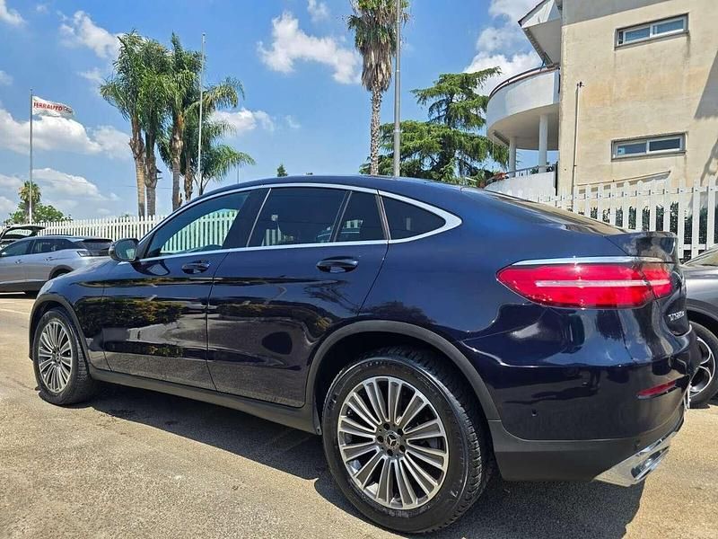 Usata Mercedes GLC220 170 CV (125 kW) 2019 Blu SUV