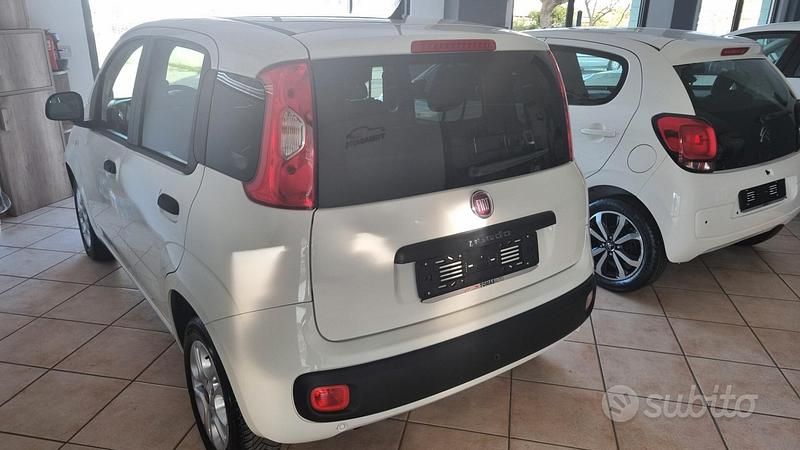 Usata Fiat Panda Lounge 69 CV (50 kW) 2018 Bianco Utilitaria