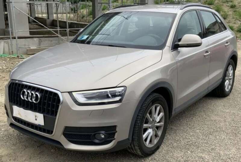 Usata Audi Q3 Advanced Plus 140 CV (102 kW) 2012 Grigio SUV