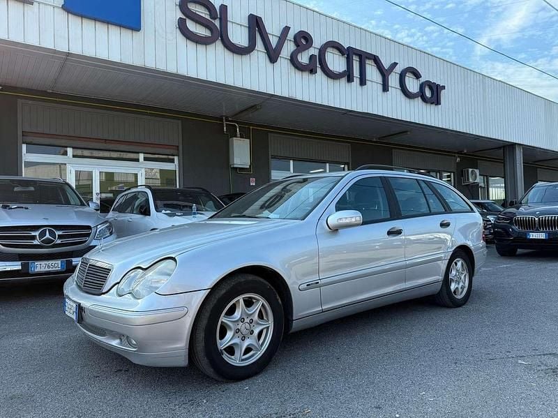 Grigio Usata 2003 Mercedes C180 Station wagon | 2300 € (Buon prezzo) - Immagine 1/4