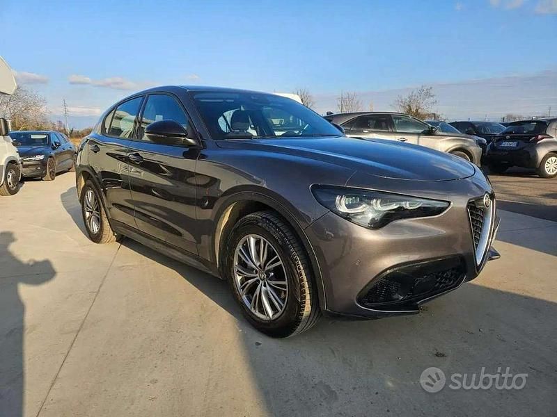 Usata Alfa Romeo Stelvio Super 210 CV (154 kW) 2023 Nero SUV