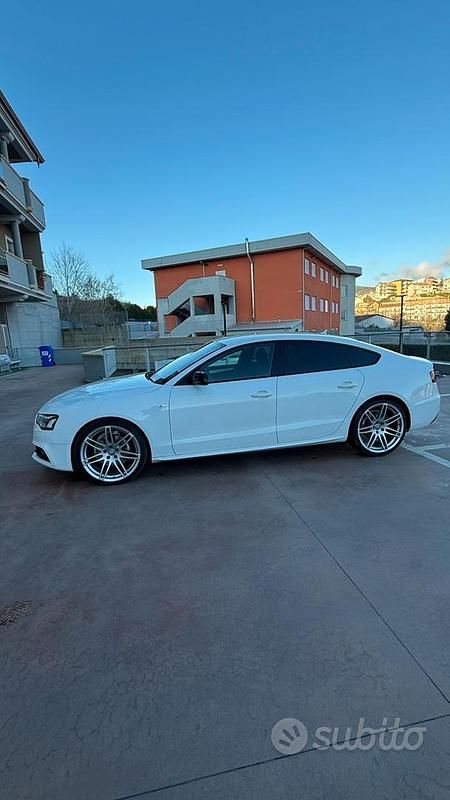 Begagnad Audi A5 S-line plus 2015 Vit Sportkupé