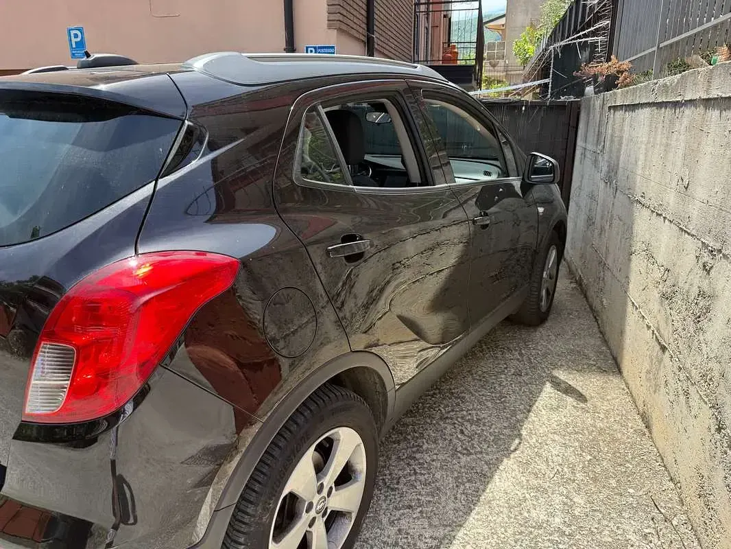 Usata Opel Mokka X Business 140 CV (102 kW) 2017 Nero SUV