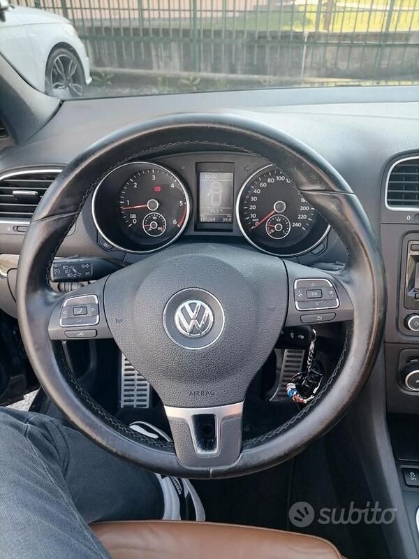 Blu Usata 2012 VW Golf Cabriolet Cabrio | 7500 € (Buon prezzo) - Immagine 1/4