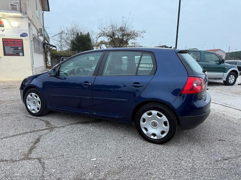 Usata VW Golf Comfortline 102 CV (75 kW) 2007 Berlina