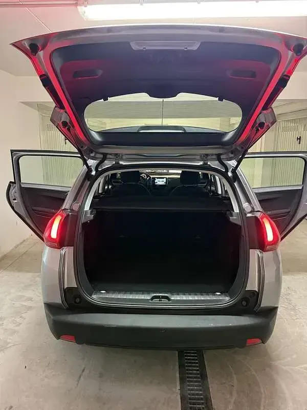 Usata Peugeot 2008 Active 75 CV (55 kW) 2016 SUV