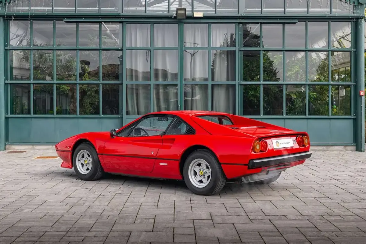 Usata Ferrari 208 155 CV (114 kW) 1980 Rosso corsa Coupé