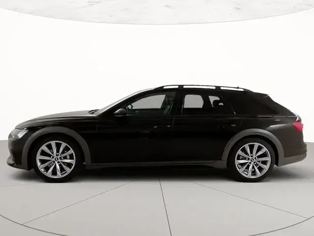 Usata Audi A6 Allroad Advanced Plus 204 CV (150 kW) 2025 Nero mythos metallizzato Station wagon