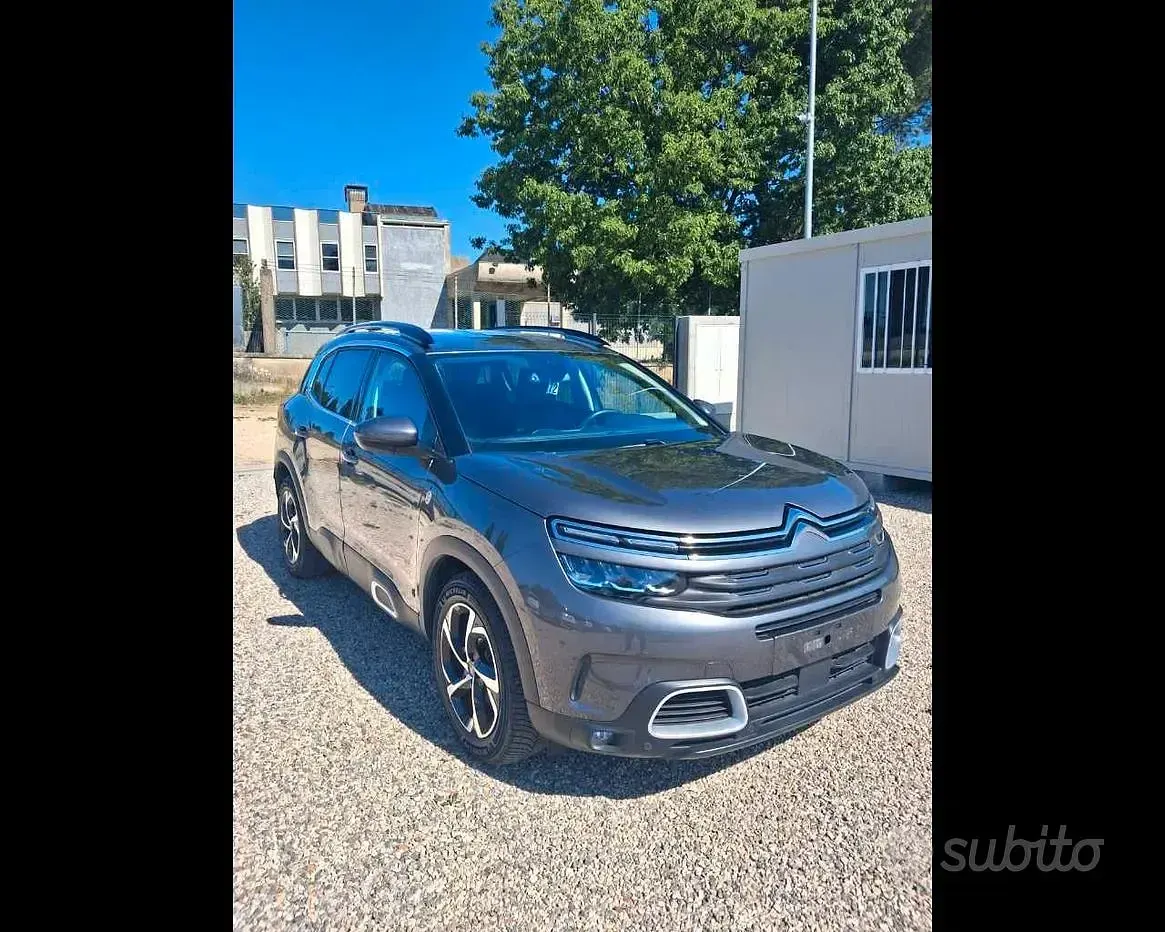 Usata Citroën C5 Aircross PureTech 131 CV (96 kW) 2021 Gris platinium metallise SUV