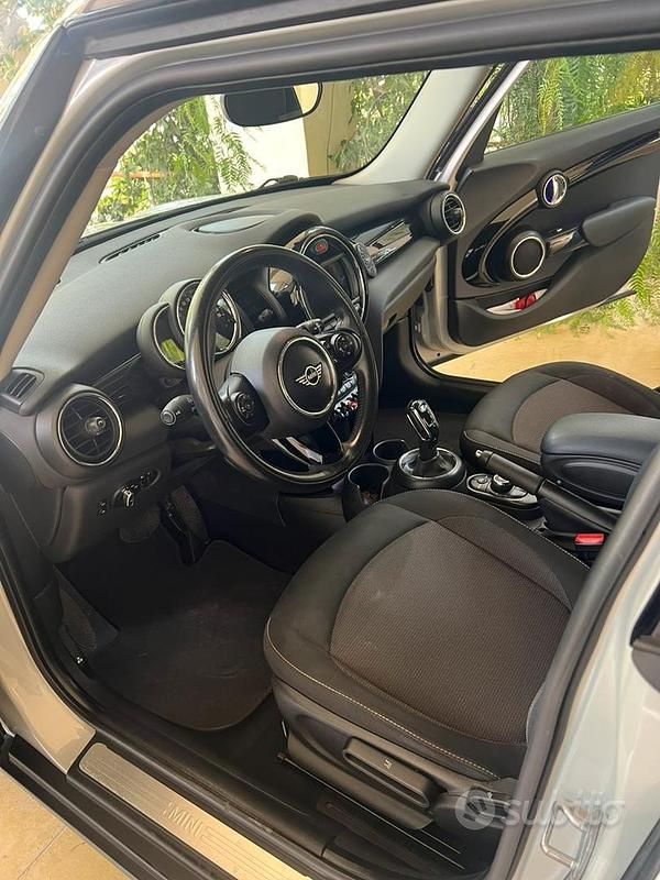 Usata Mini Cooper D 2019 Utilitaria