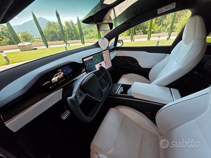Bianco Usata 2024 Tesla Model X Plaid SUV | 89.500 € (Molto cara) - Immagine 1/4