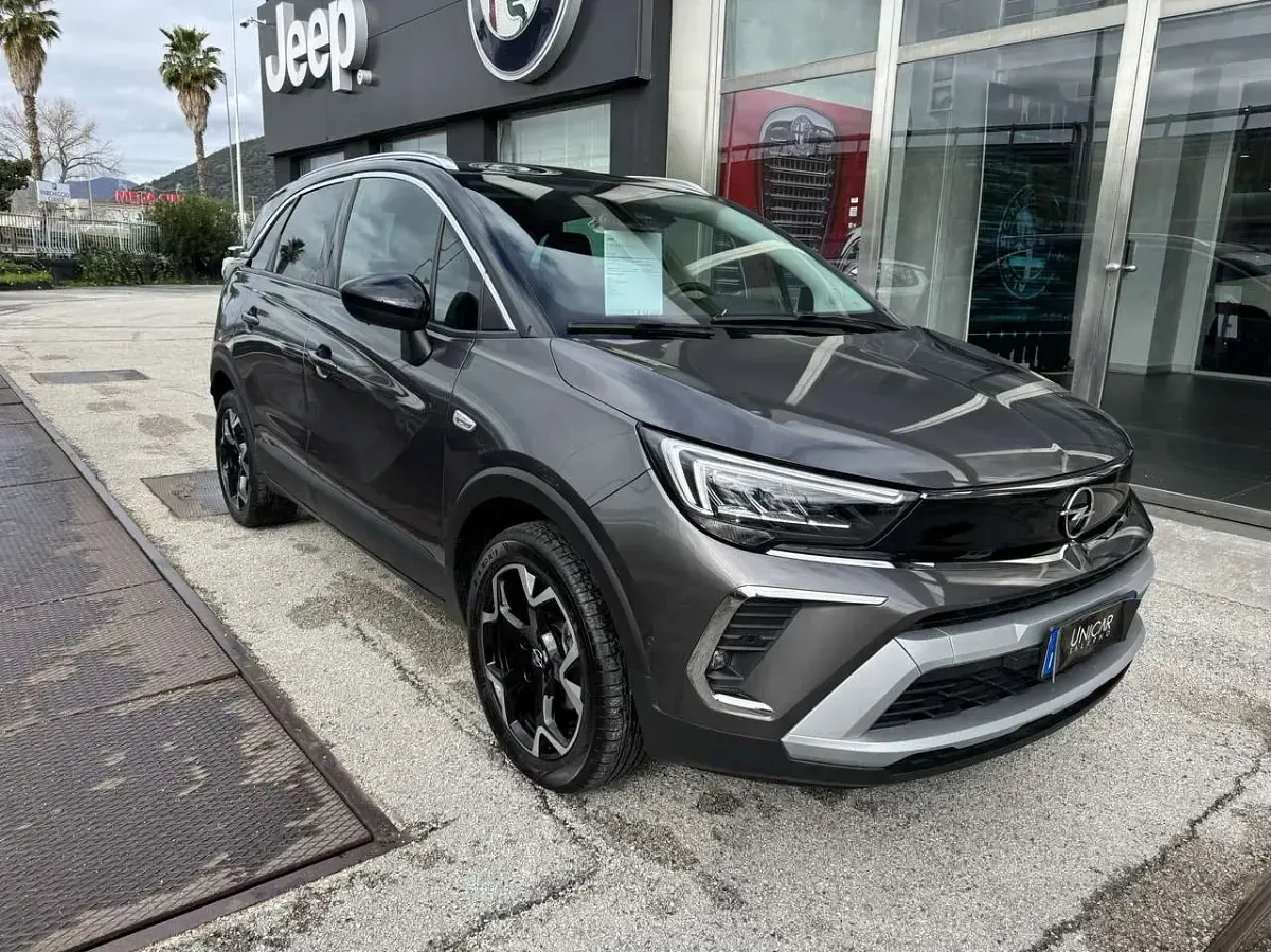 Usata Opel Crossland Ultimate 131 CV (96 kW) 2023 Grigio SUV