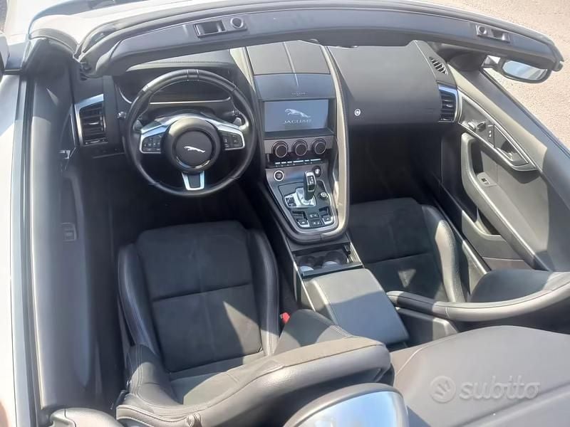 Usata Jaguar F-Type R-Dynamic 301 CV (221 kW) 2021 Bianco Cabrio