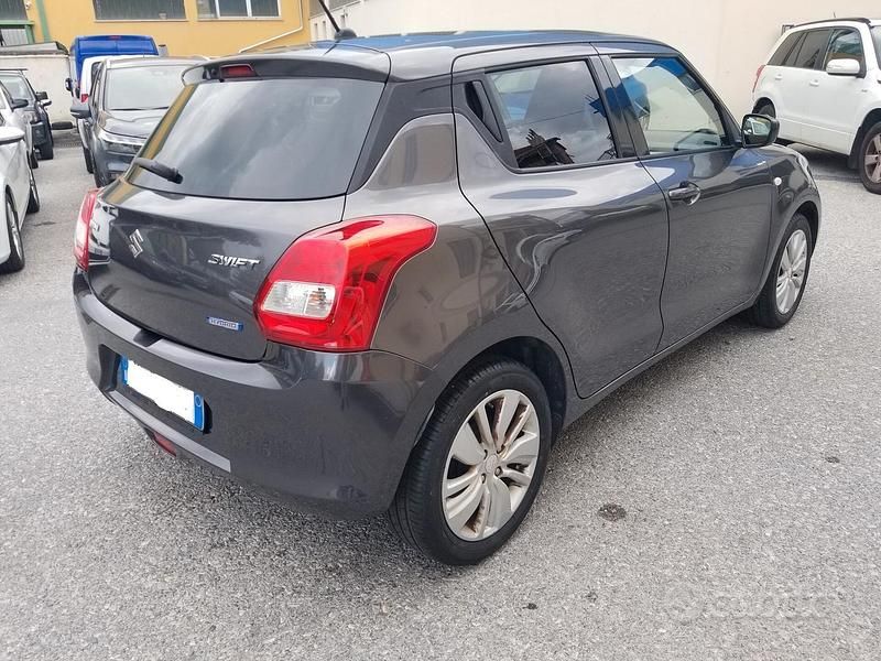 Usata Suzuki Swift Cool 90 CV (66 kW) 2019 Giallo Utilitaria