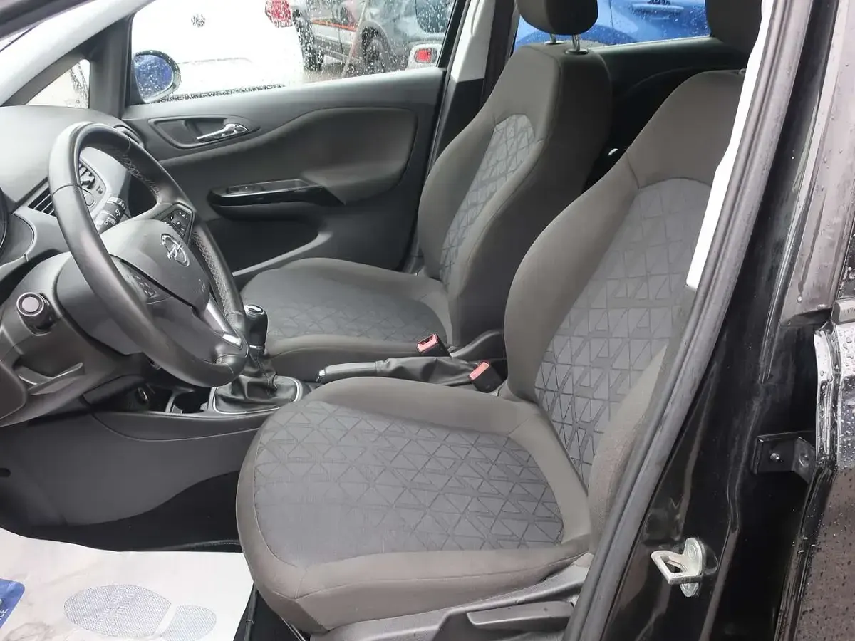 Usata Opel Corsa Edition 69 CV (50 kW) 2019 Nero Utilitaria