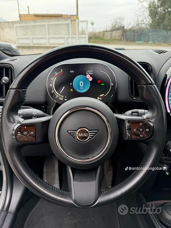 Usata Mini Countryman 150 CV (110 kW) 2022 Grigio SUV