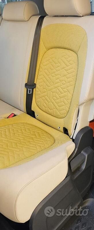 Usata VW ID. Buzz 69 kW (95 CV) 2023 Giallo Monovolume