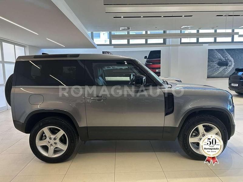 Usata Land Rover Defender SE 200 CV (147 kW) 2023 Grigio SUV