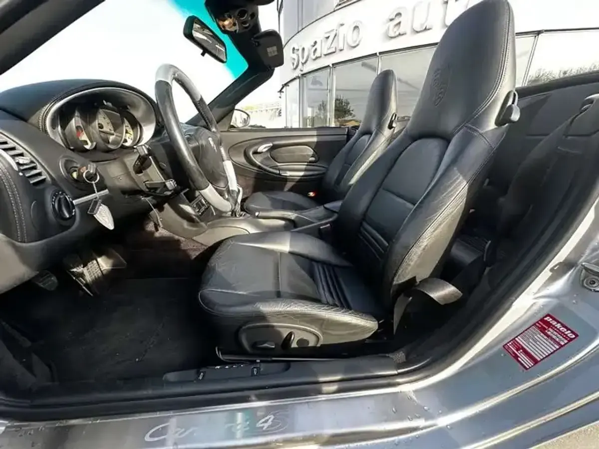Usata Porsche 996 450 CV (330 kW) 2004 Other Cabrio