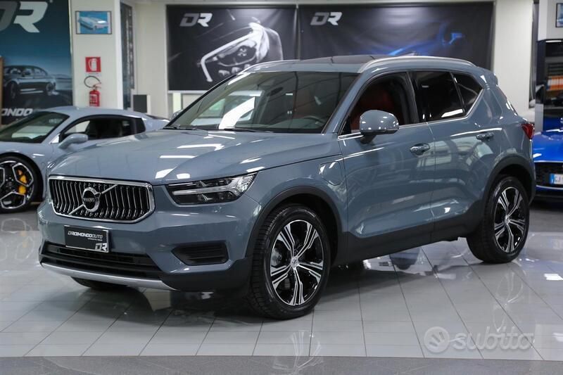 Thunder grey Usata 2020 Volvo XC40 Inscription SUV | 27.900 € (Cara) - Immagine 1/4