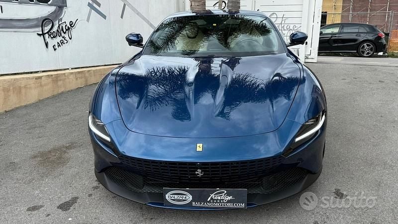 Usata Ferrari Roma 620 CV (456 kW) 2022 Blu Coupé