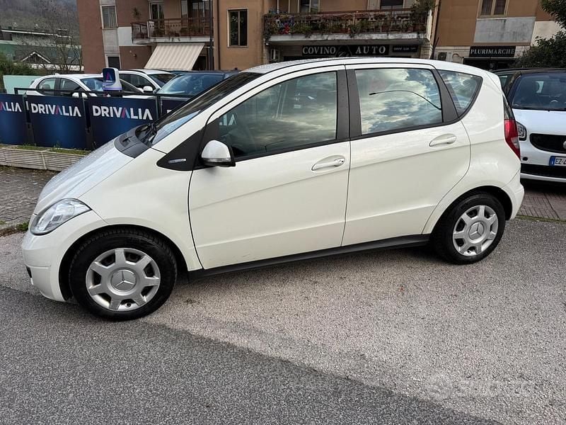 Usata Mercedes A160 95 CV (69 kW) 2011 Bianco Berlina