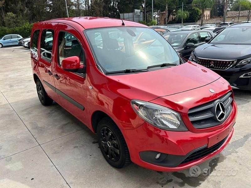 Usata Mercedes Citan 111 110 CV (80 kW) 2015 Rosso Monovolume