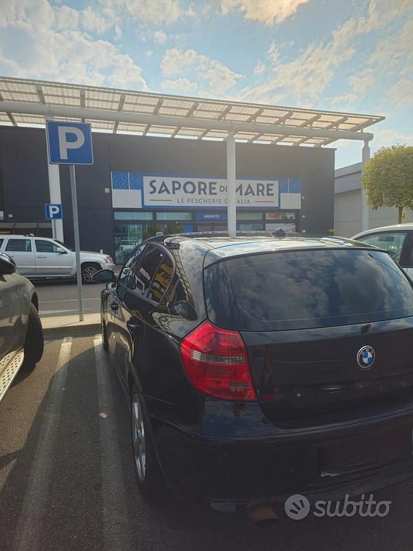 Nero Usata 2009 BMW 118 Due volumi | 3500 € (Ottimo prezzo) - Immagine 1/1