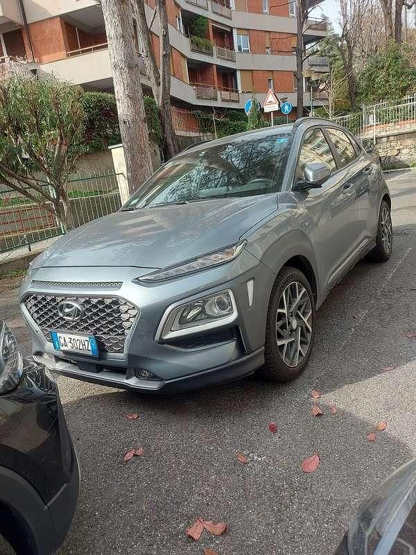 Usata Hyundai Kona XPrime 105 CV (77 kW) 2020 Argento SUV