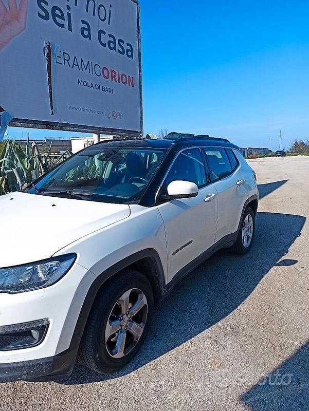 Usata Jeep Compass 120 CV (88 kW) 2018 Bianco SUV