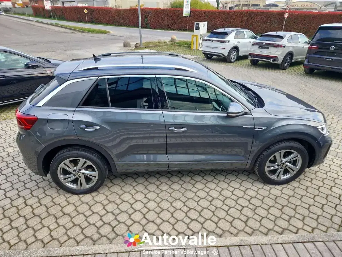 Occasion VW T-Roc R-line 116 PK (85 kW) 2023 Grijs SUV