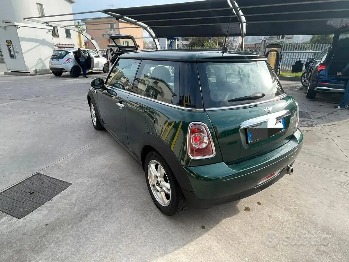 Occasion Mini Cooper D 90 ch (66 kW) 2014 Vert Citadine