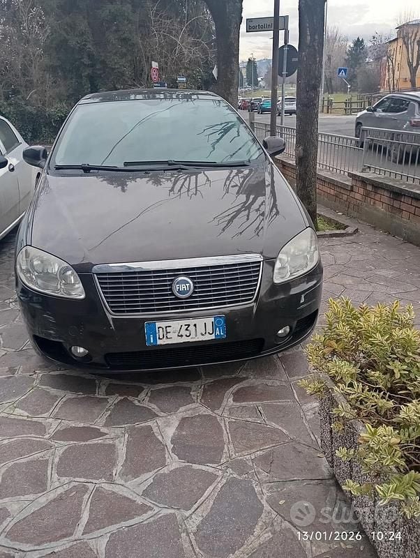 Marrone Usata 2006 Fiat Croma Station wagon | 800 € (Super prezzo) - Immagine 1/3
