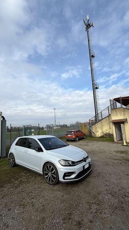 Usata VW Golf VII R-line 150 CV (110 kW) 2017 Berlina