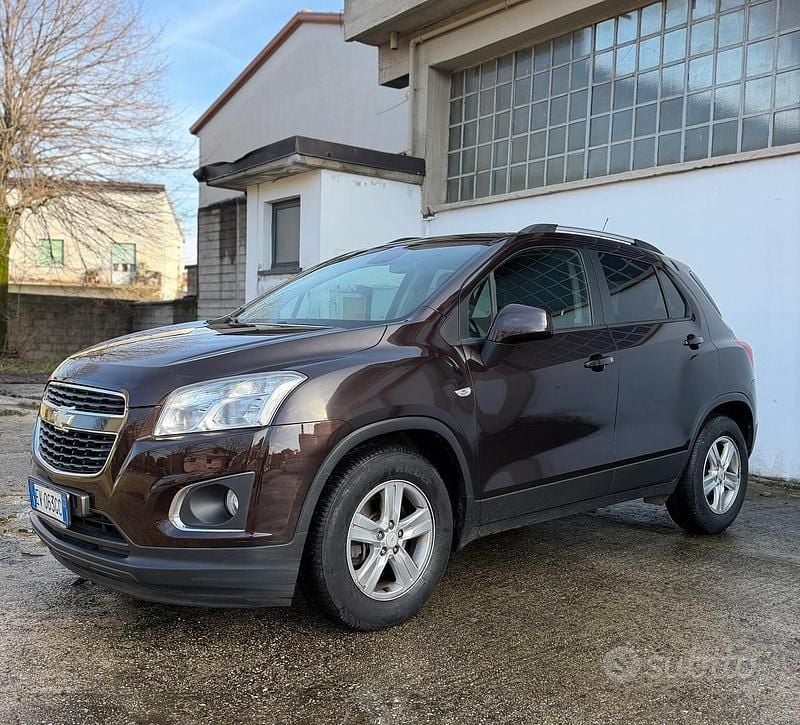 Usata Chevrolet Trax LS 115 CV (84 kW) 2015 Nero SUV
