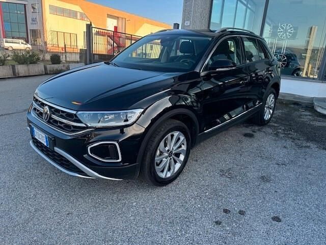 Usata VW T-Roc Style 115 CV (84 kW) 2025 Nero SUV