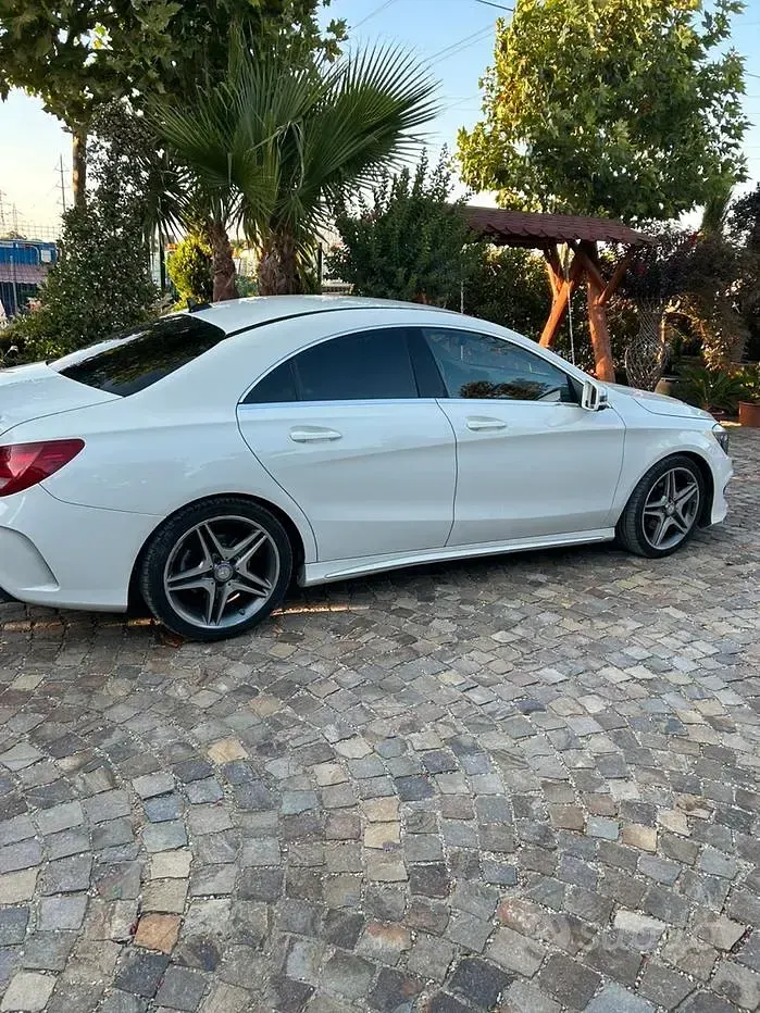 Käytetty Mercedes CLA180 136 HP (100 kW) 2014 Valkoinen Sedan