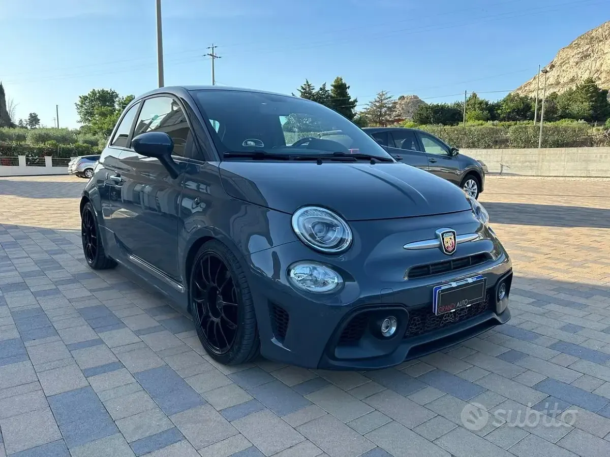 Usata Abarth 595 145 CV (106 kW) 2017 Grigio Berlina