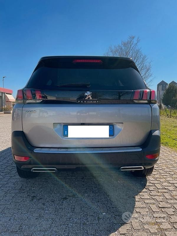 Occasion Peugeot 5008 Allure 130 ch (95 kW) 2019 Gris SUV