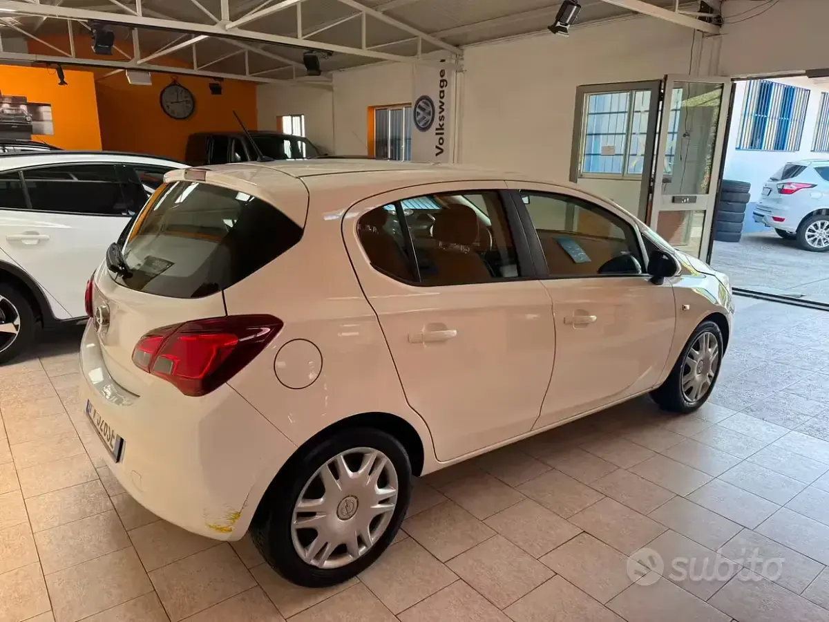 Usata Opel Corsa 69 CV (50 kW) 2019 Bianco Utilitaria