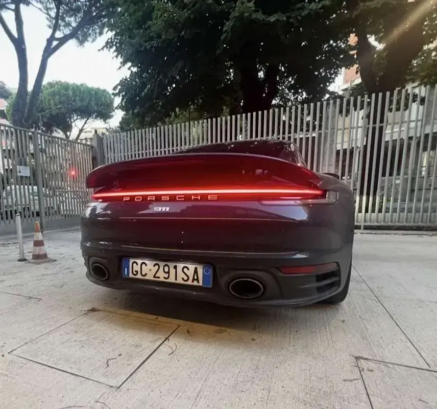 Usata Porsche 992 385 CV (283 kW) 2021 Coupé