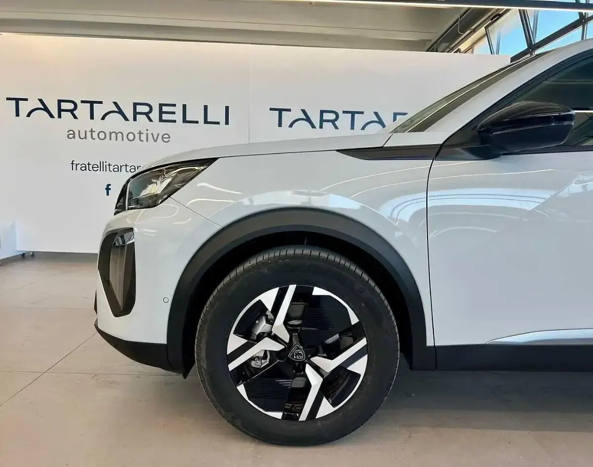 Nuova Peugeot 2008 Allure 145 CV (106 kW) 2026 Bianco SUV