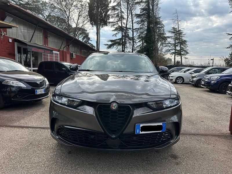 Usata Alfa Romeo Tonale Sprint 130 CV (95 kW) 2022 Grigio SUV