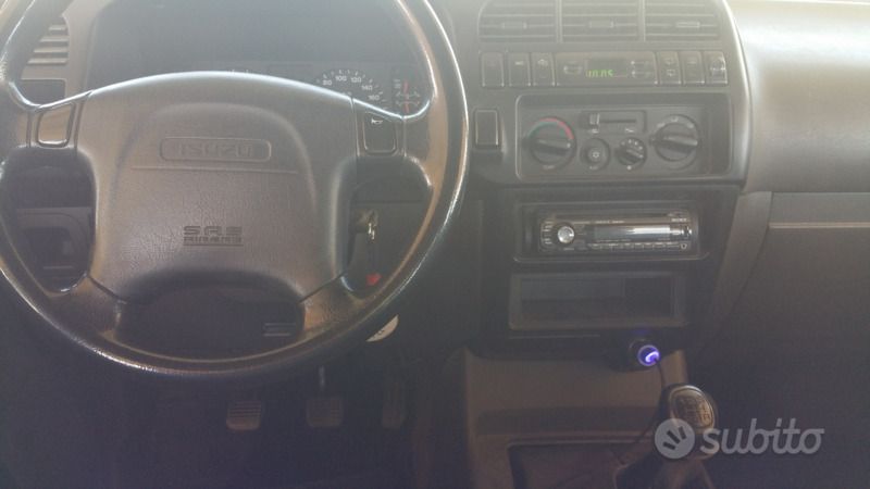 Usata Isuzu Trooper 159 CV (116 kW) 2000 SUV