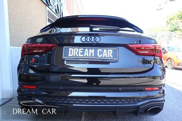 Usata Audi RS Q3 Ambiente 400 CV (294 kW) 2024 Nero pastello SUV